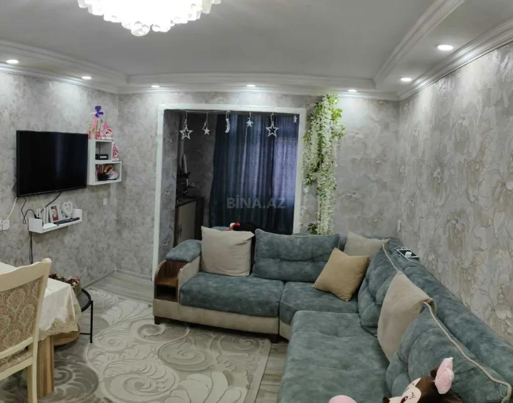 Satılır 4 otaqlı mənzil 100 m²