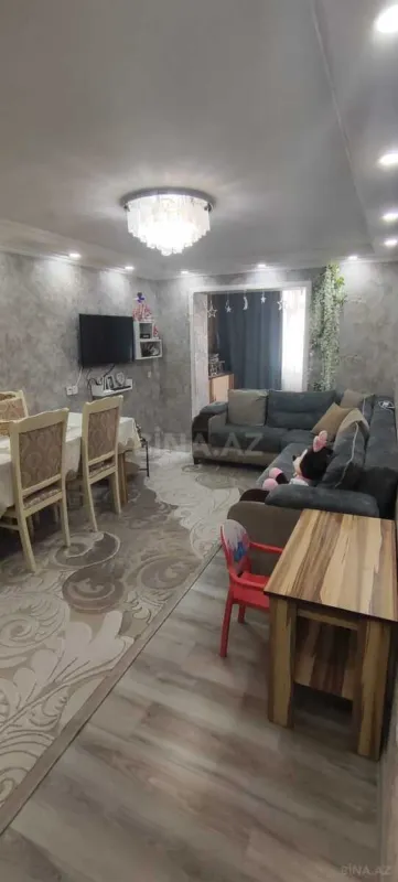 Satılır 4 otaqlı mənzil 100 m²