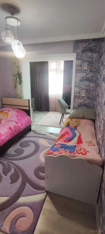 Satılır 4 otaqlı mənzil 100 m²