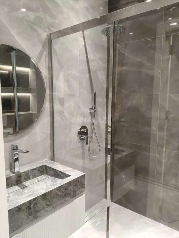 Kirayə verilir 3 otaqlı mənzil 115 m²