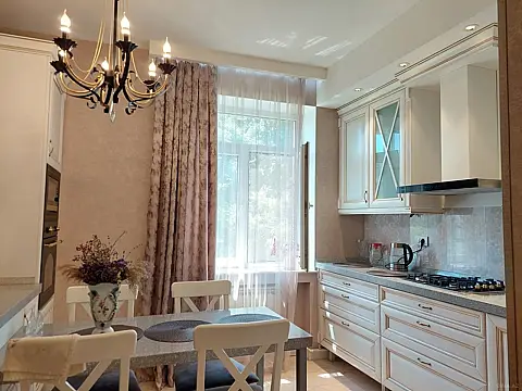 Kirayə verilir 3 otaqlı mənzil 100 m²