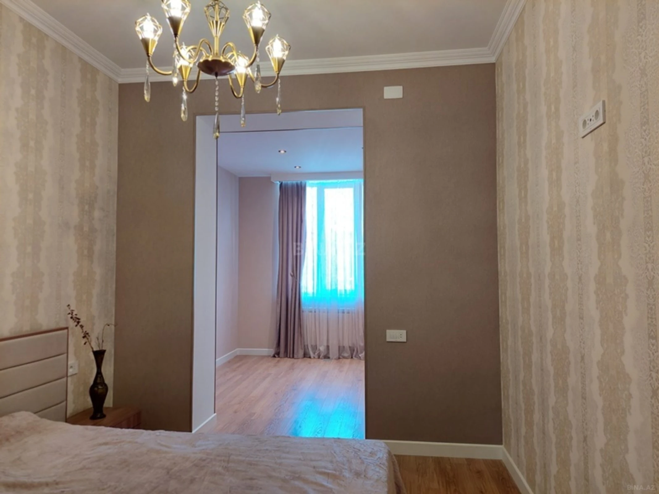 Kirayə verilir 3 otaqlı mənzil 100 m²