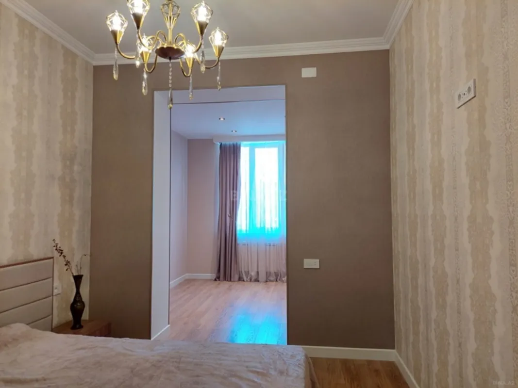 Kirayə verilir 3 otaqlı mənzil 100 m²