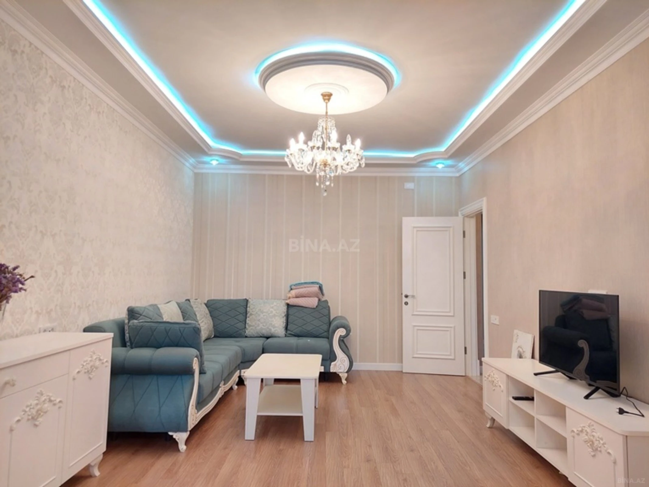 Kirayə verilir 3 otaqlı mənzil 100 m²