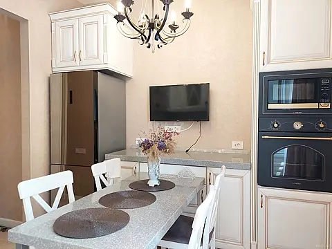 Kirayə verilir 3 otaqlı mənzil 100 m²