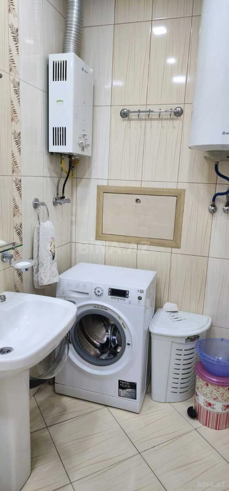 Satılır 4 otaqlı mənzil 105 m²