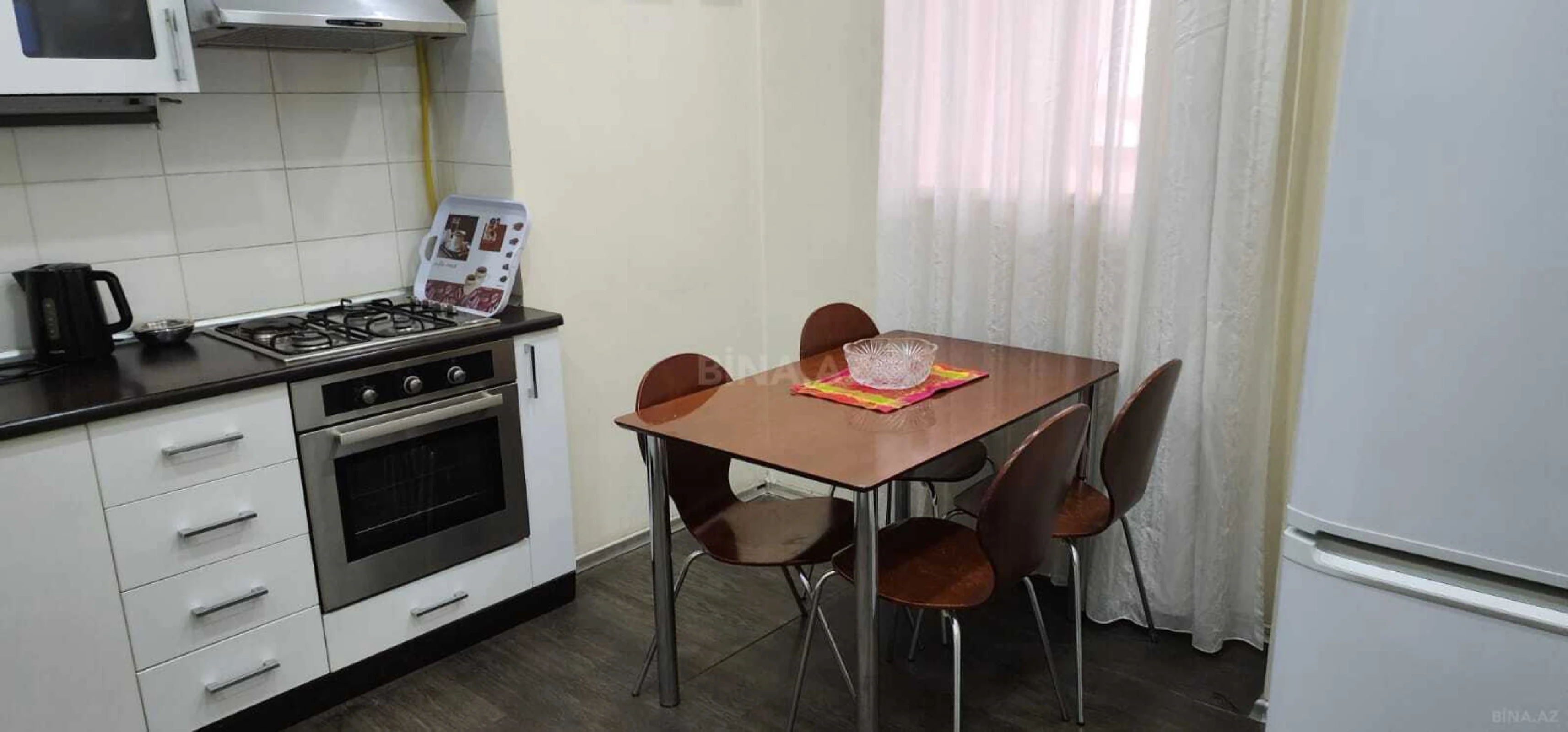 Satılır 4 otaqlı mənzil 105 m²