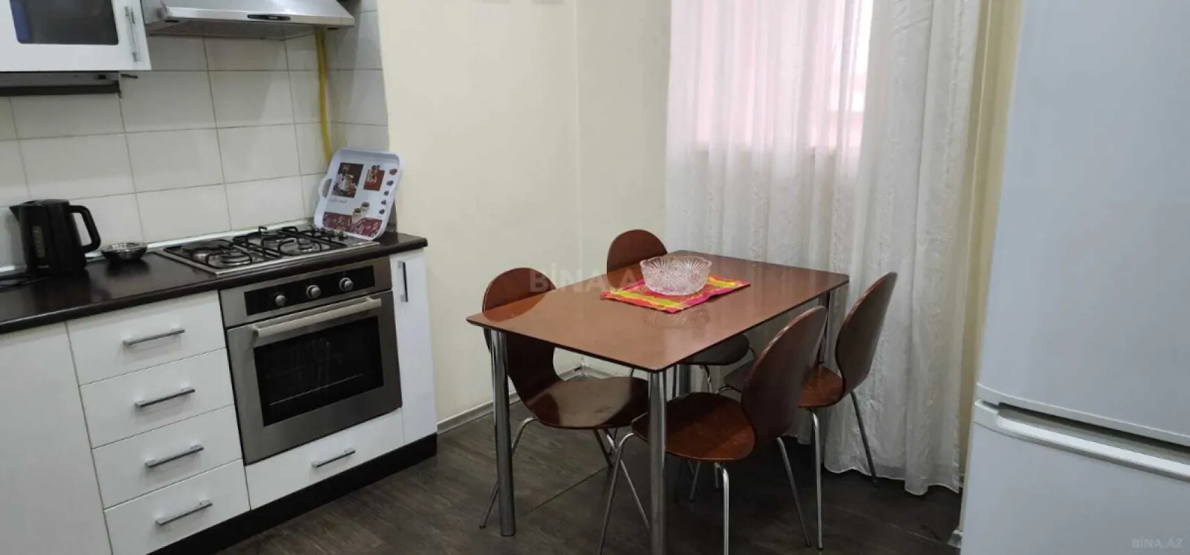 Satılır 4 otaqlı mənzil 105 m²