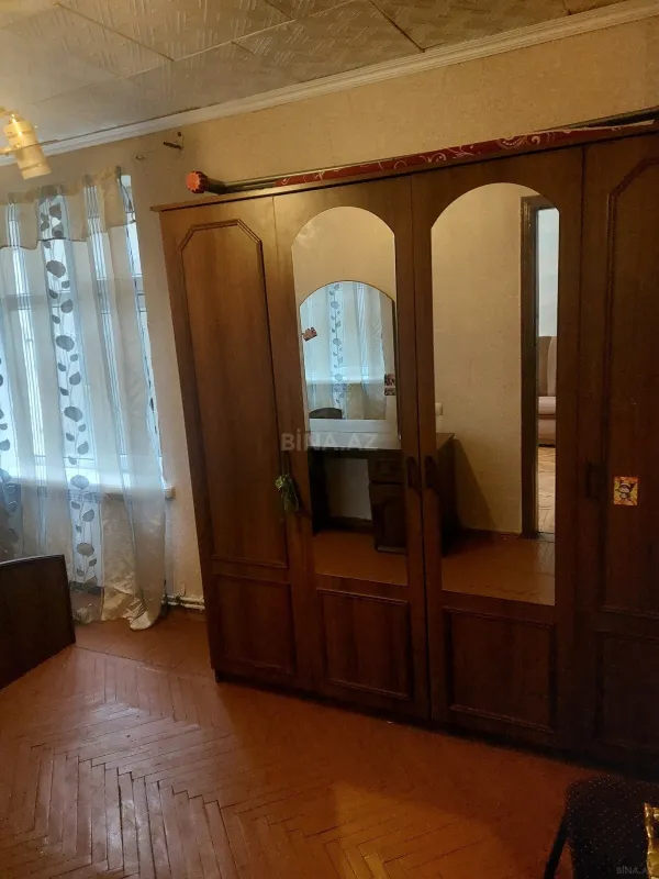 Kirayə verilir 2 otaqlı mənzil 70 m²