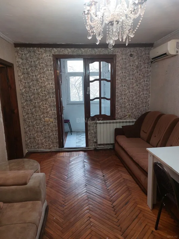 Kirayə verilir 2 otaqlı mənzil 70 m²