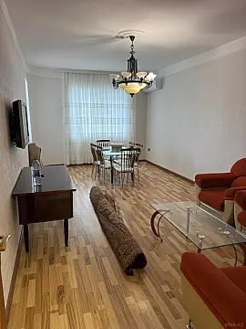 Kirayə verilir 3 otaqlı mənzil 110 m² — Bakı, Xətai m/s yanı 3 otaq 110.00 m²