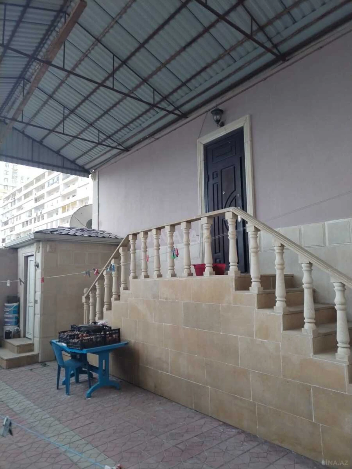 Satılır 5 otaqlı həyət evi 200 m²