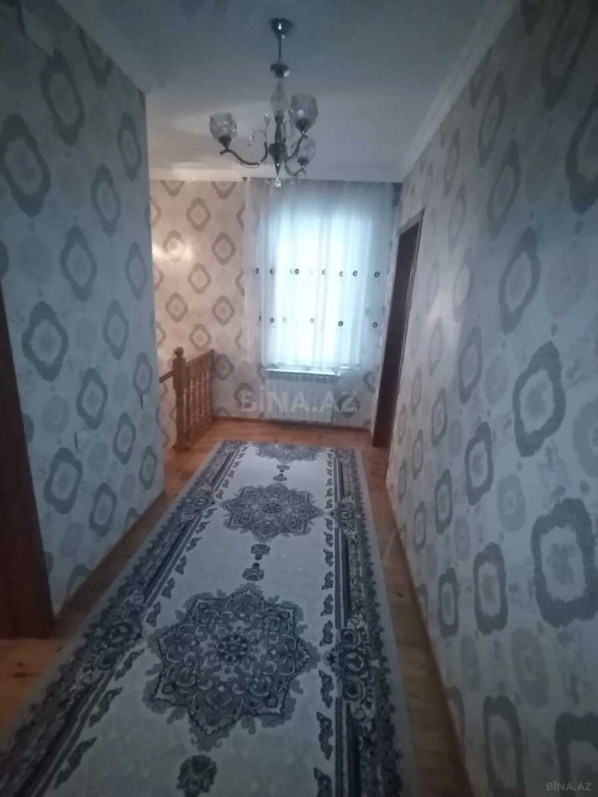 Satılır 5 otaqlı həyət evi 200 m²