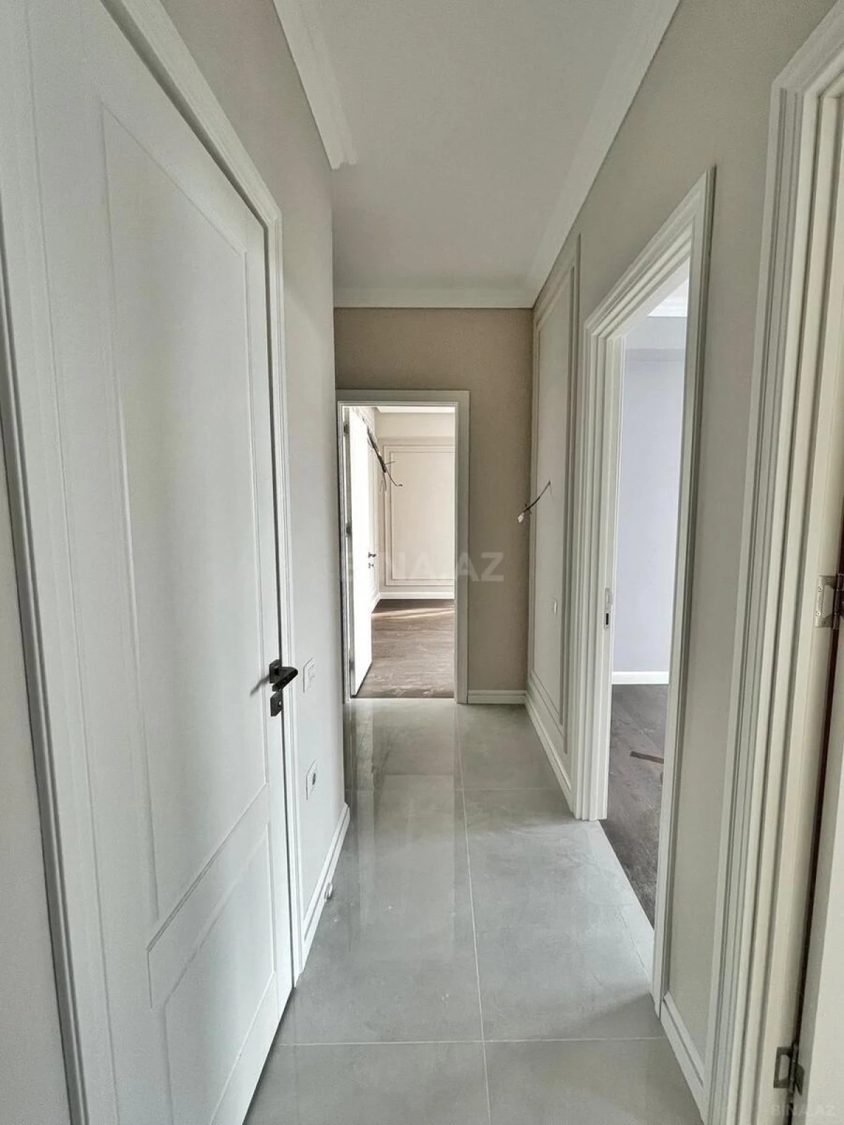 Satılır 3 otaqlı mənzil 92 m²