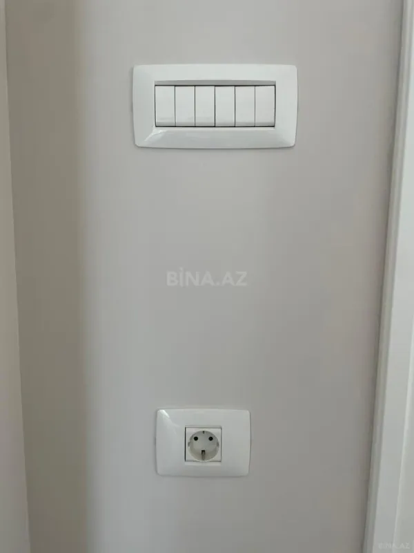 Satılır 3 otaqlı mənzil 92 m²