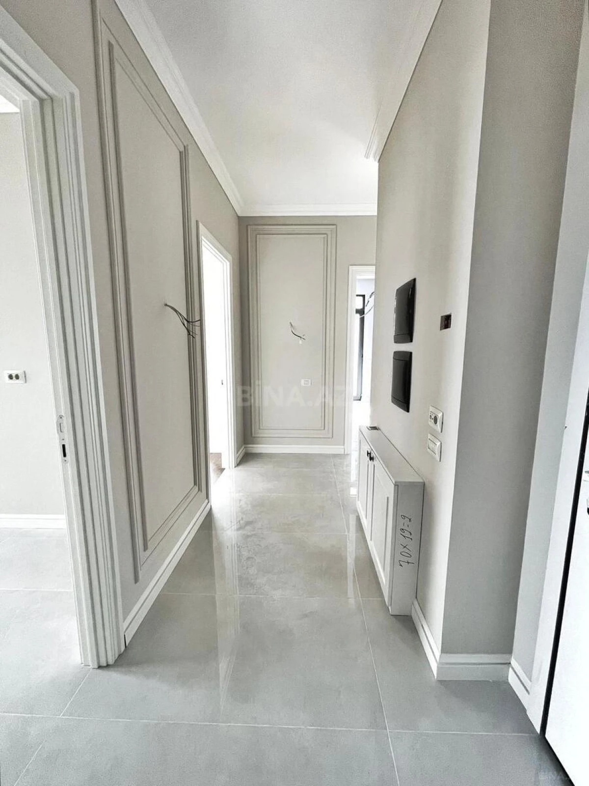 Satılır 3 otaqlı mənzil 92 m²