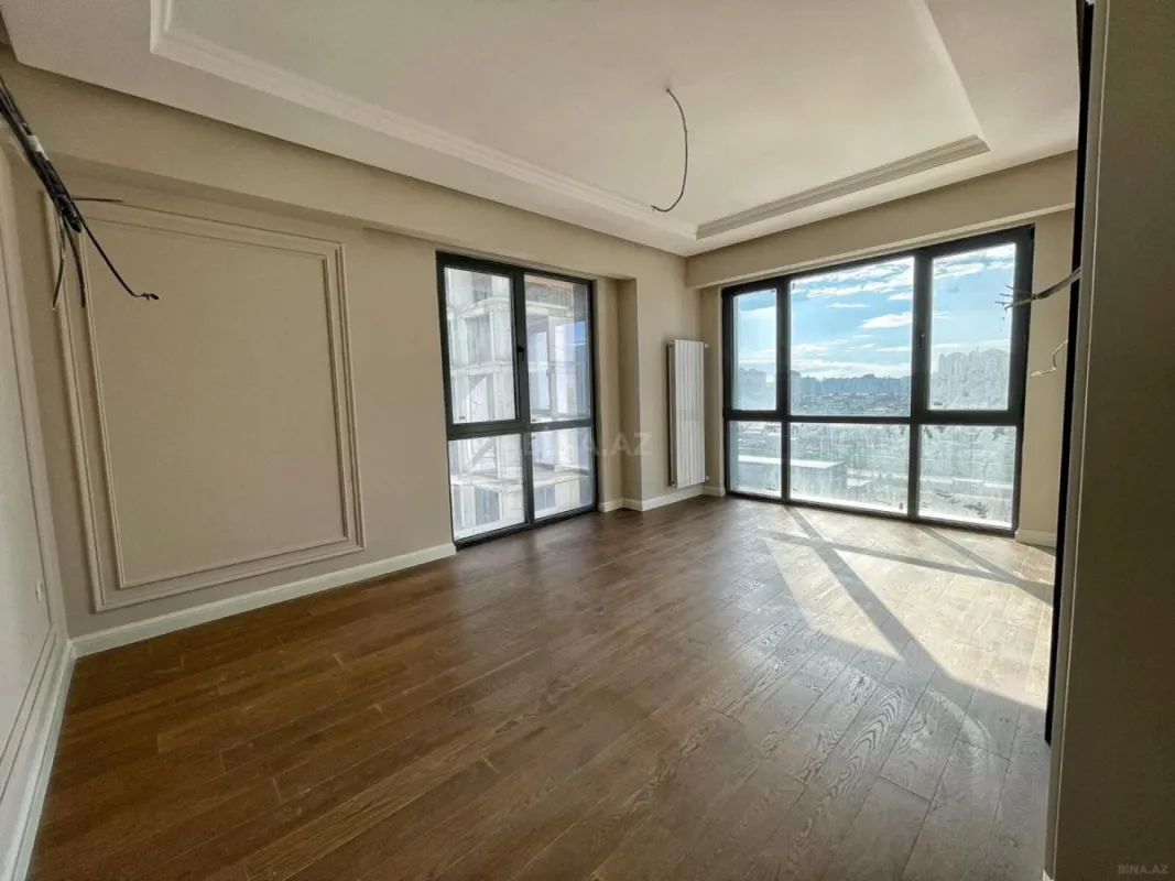 Satılır 3 otaqlı mənzil 92 m²