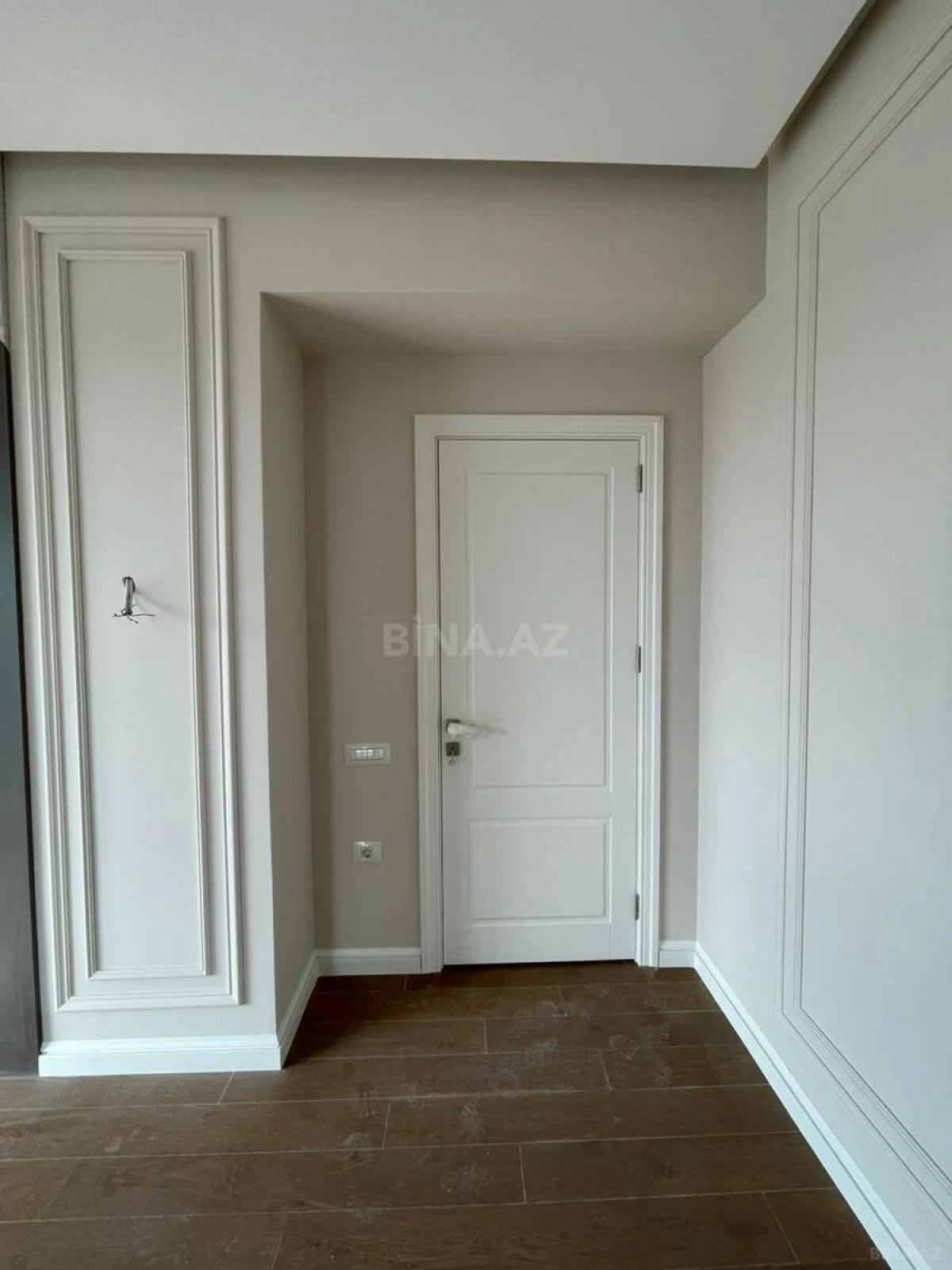 Satılır 3 otaqlı mənzil 92 m²