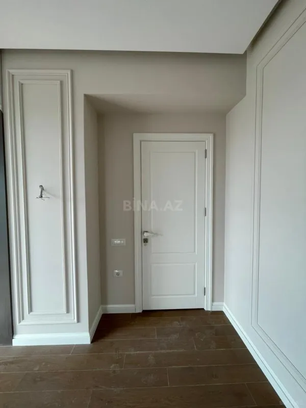 Satılır 3 otaqlı mənzil 92 m²