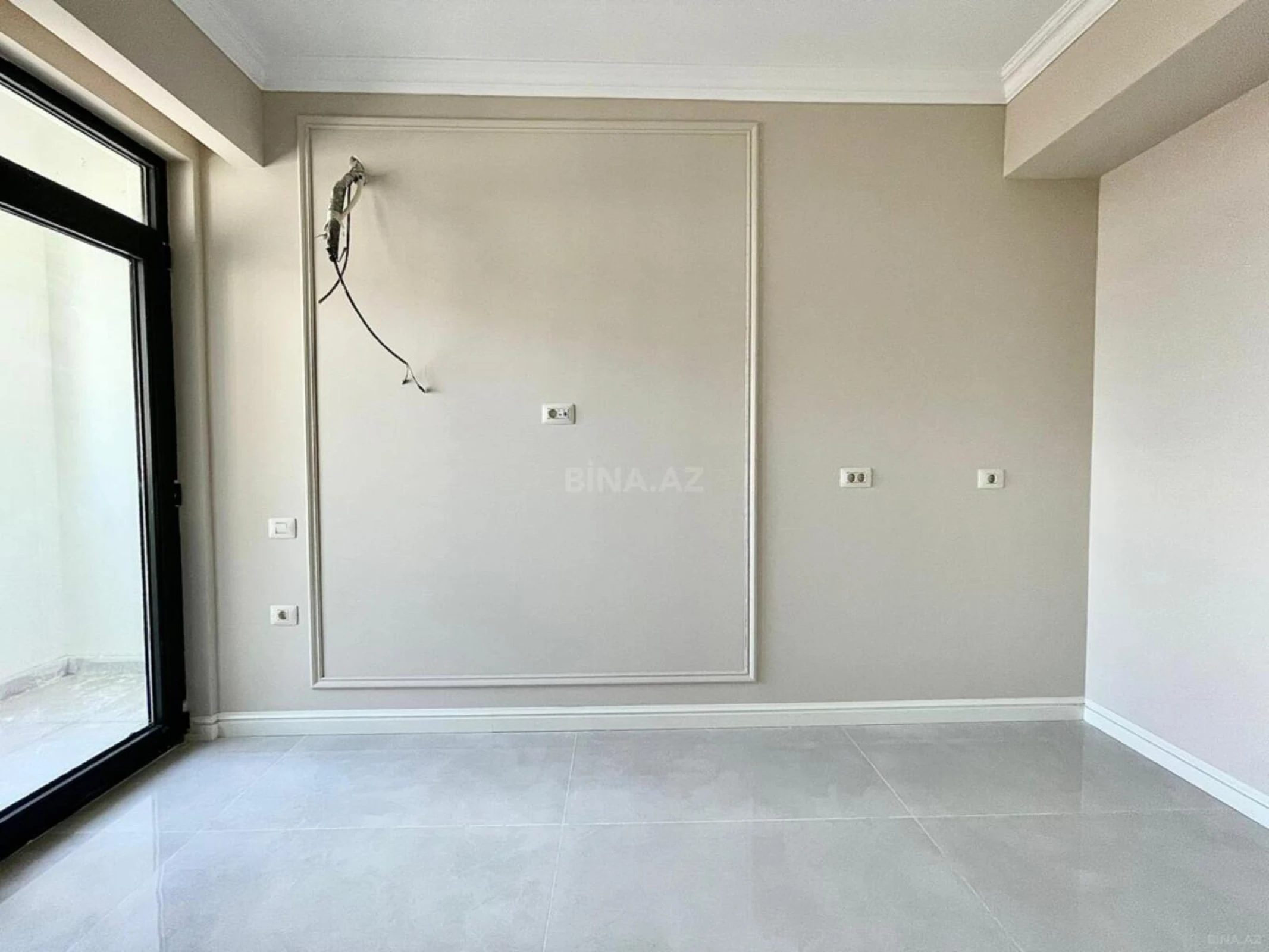 Satılır 3 otaqlı mənzil 92 m²