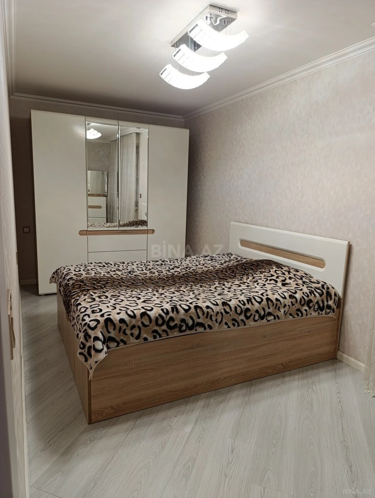 Satılır 2 otaqlı mənzil 45.2 m²