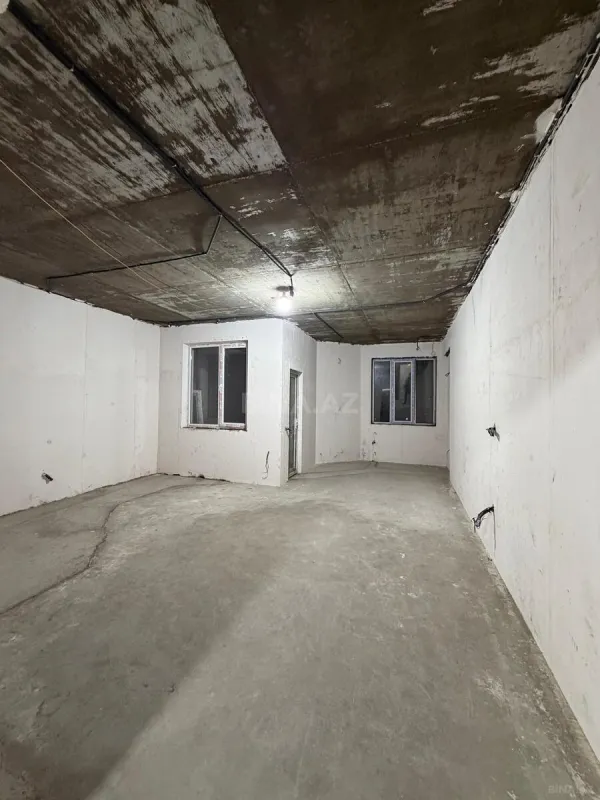 Satılır 3 otaqlı mənzil 123 m²