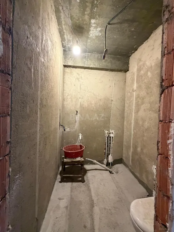 Satılır 3 otaqlı mənzil 123 m²