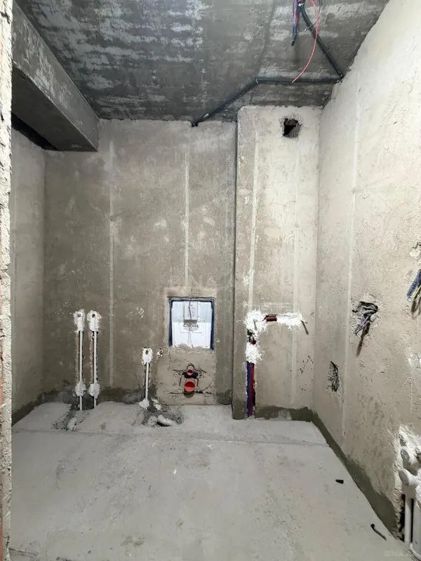 Satılır 3 otaqlı mənzil 123 m²