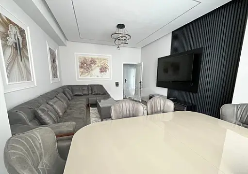 Kirayə verilir 3 otaqlı mənzil 115 m² — Bakı, 9-cu mikrorayon 3 otaq 115.00 m²
