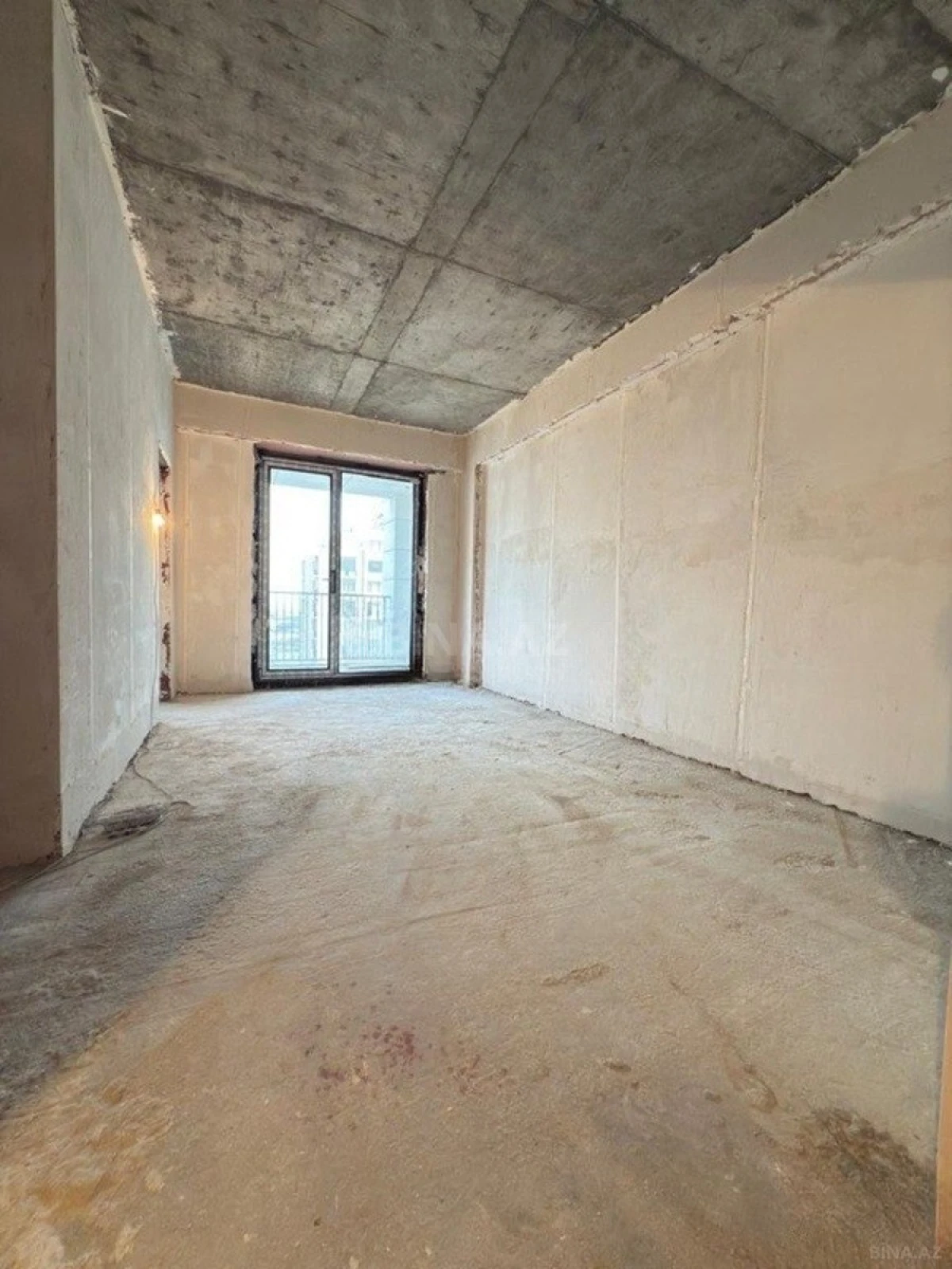 Satılır 2 otaqlı mənzil 79.3 m²