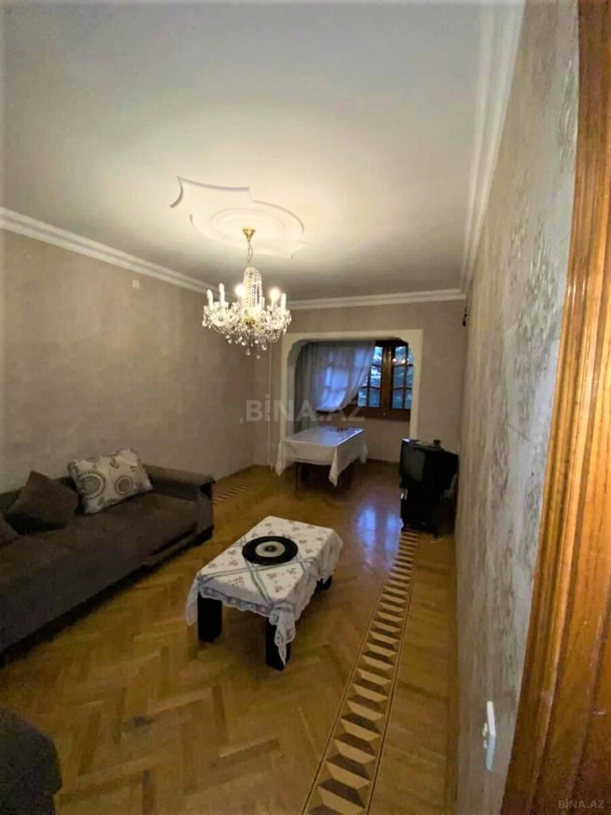 Satılır 4 otaqlı mənzil 100 m²