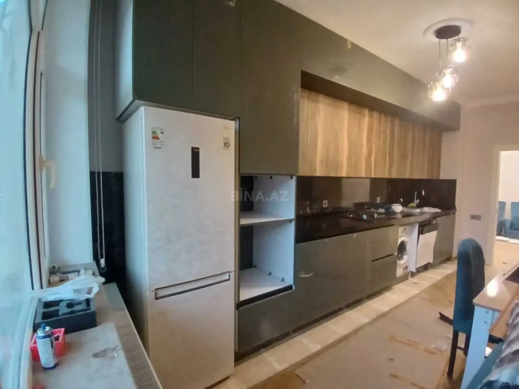 Kirayə verilir 2 otaqlı mənzil 100 m²