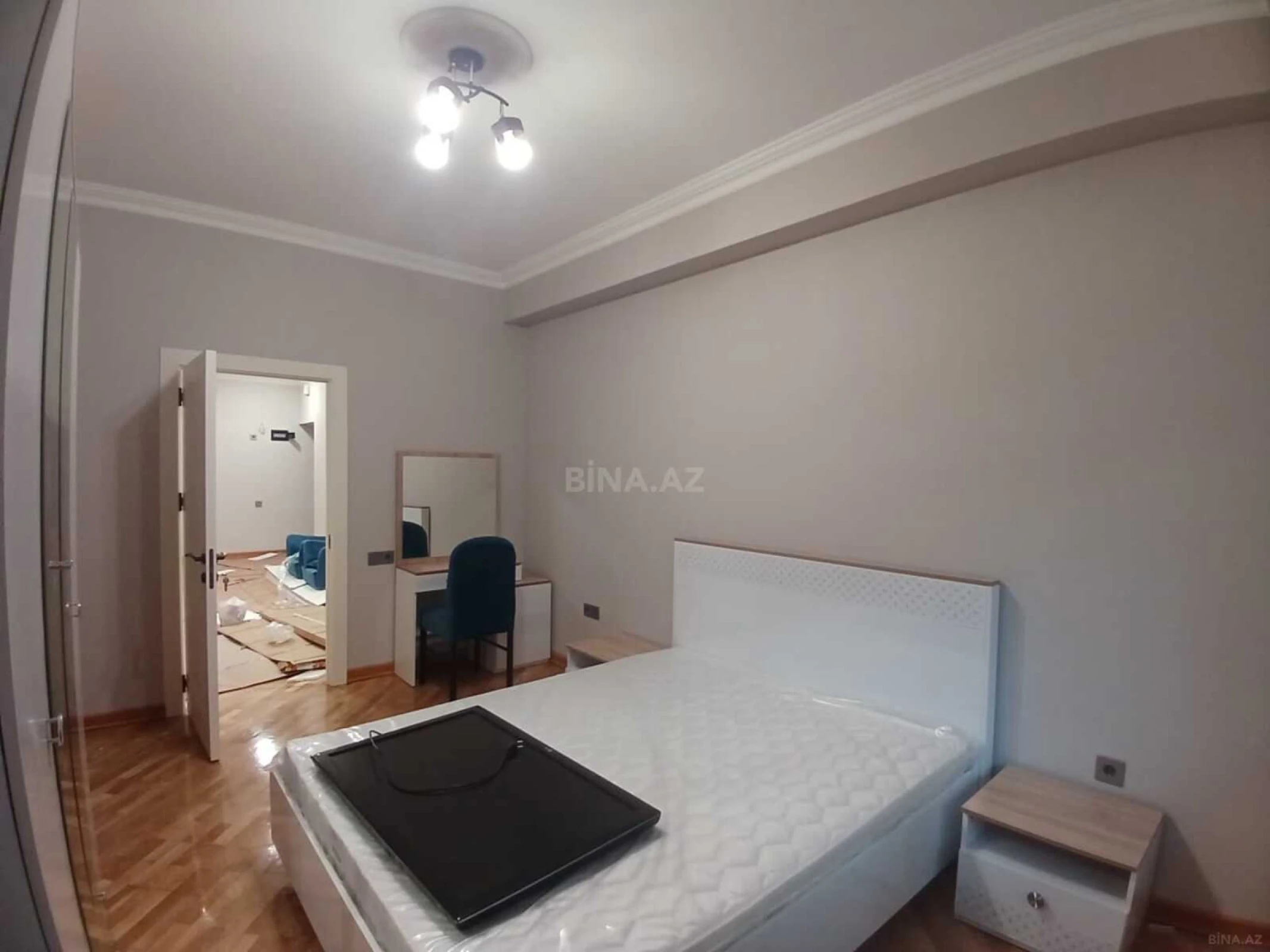 Kirayə verilir 2 otaqlı mənzil 100 m²
