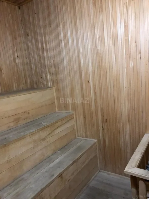 Satılır 6 otaqlı həyət evi 450 m²