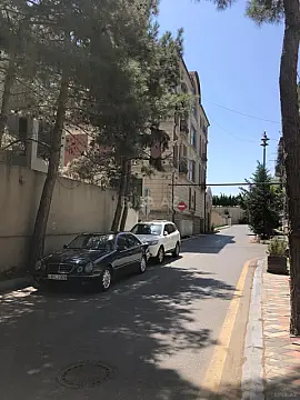 Satılır 6 otaqlı həyət evi 450 m²