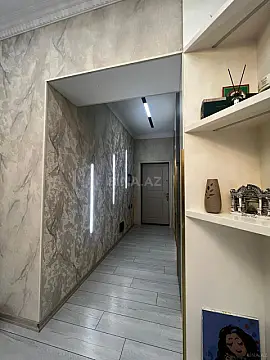 Satılır 3 otaqlı mənzil 146 m²