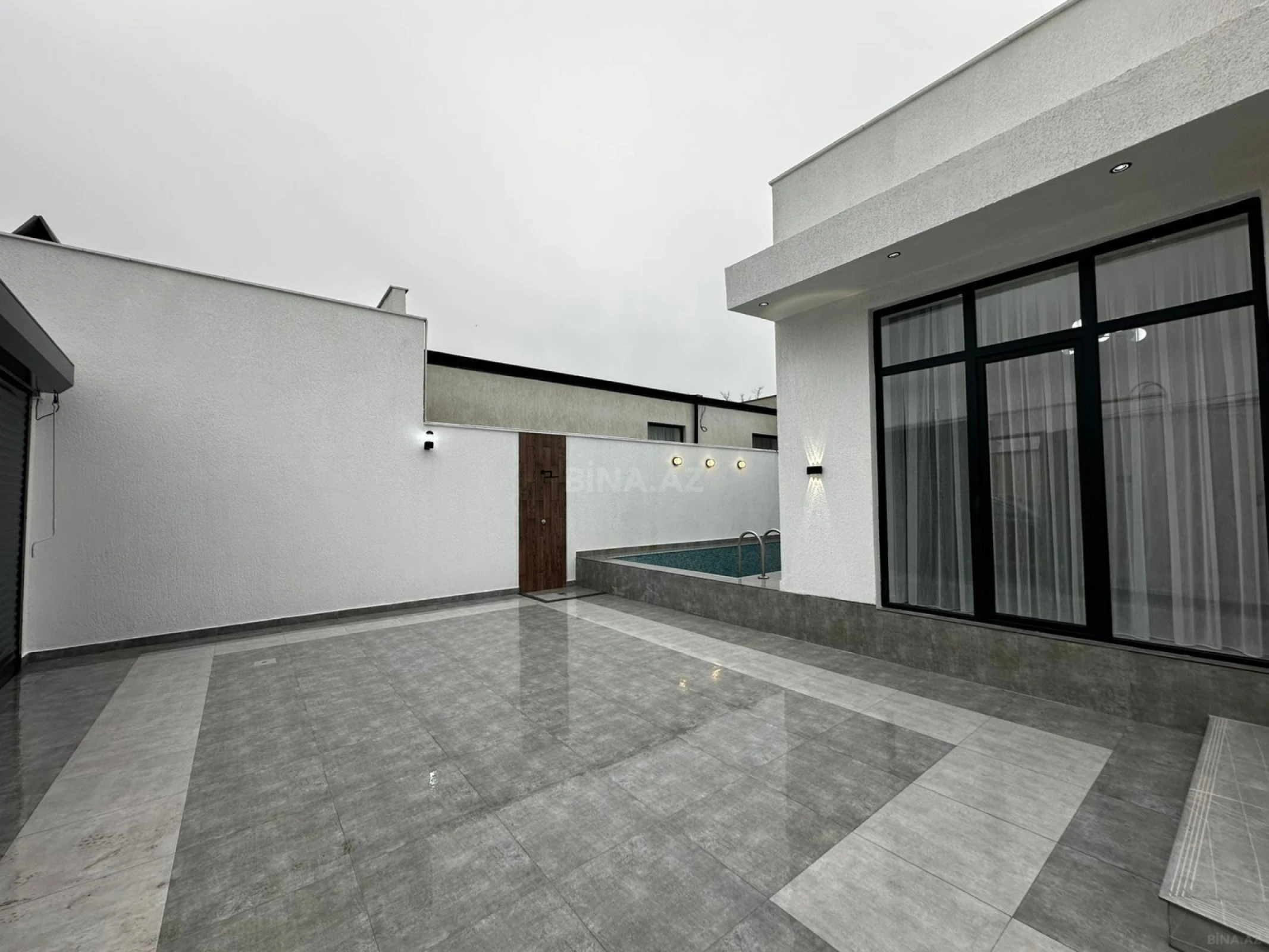 Satılır 4 otaqlı həyət evi 150 m²