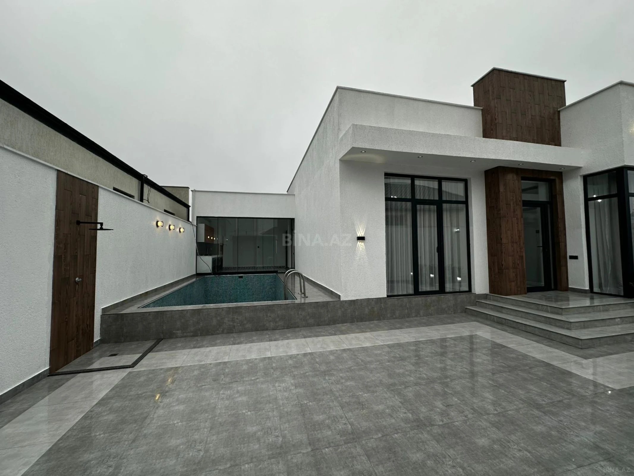 Satılır 4 otaqlı həyət evi 150 m²