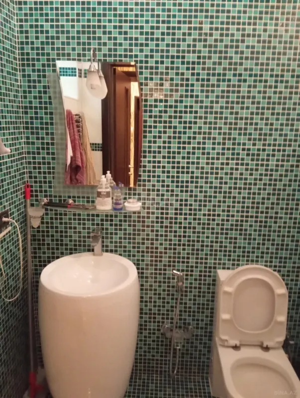 Satılır 2 otaqlı mənzil 70 m²