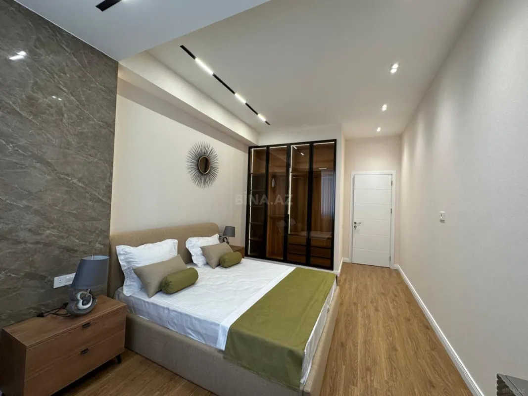 Satılır 2 otaqlı mənzil 90 m²