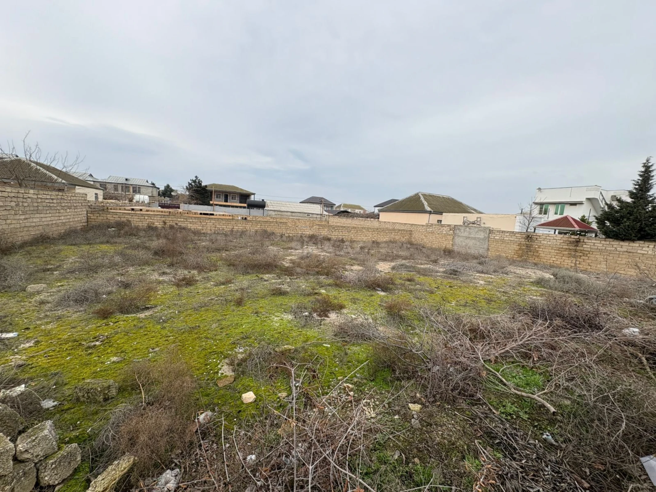 Satılır torpaq sahəsi 20 m²