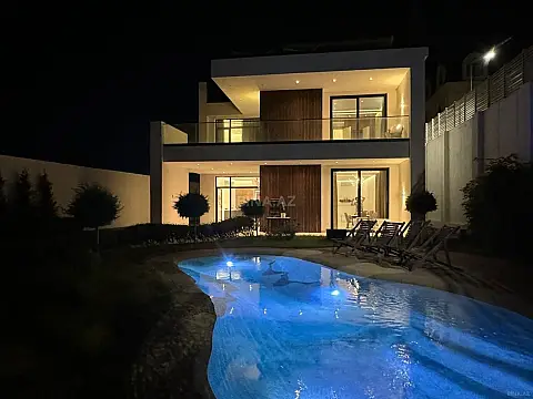 Kirayə verilir 5 otaqlı həyət evi 360 m²