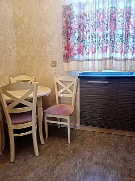 Kirayə verilir 3 otaqlı mənzil 120 m²