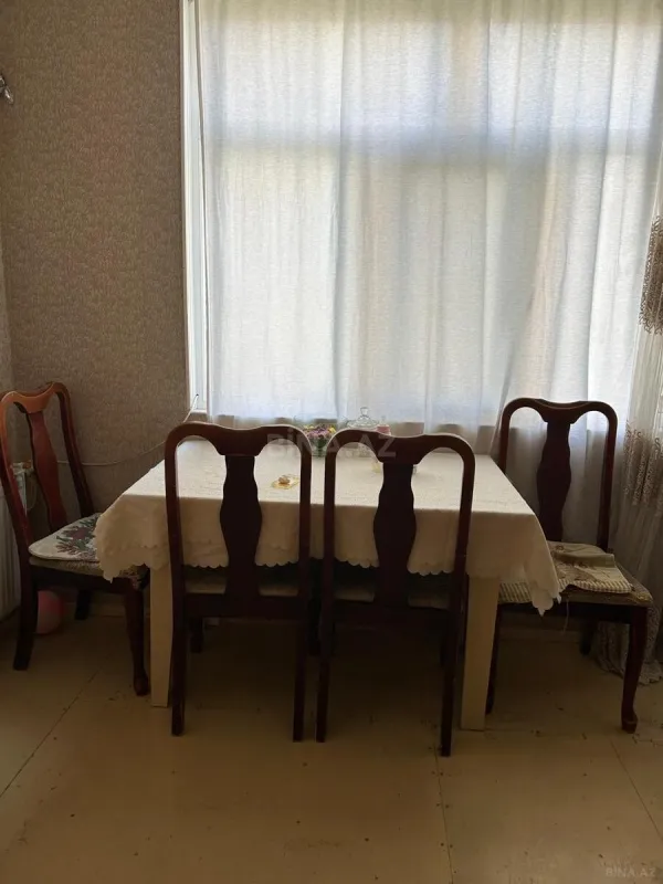 Kirayə verilir 4 otaqlı mənzil 80 m²