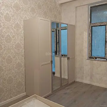 Kirayə verilir 2 otaqlı mənzil 73 m²