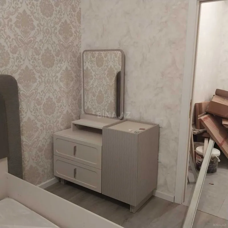 Kirayə verilir 2 otaqlı mənzil 73 m²