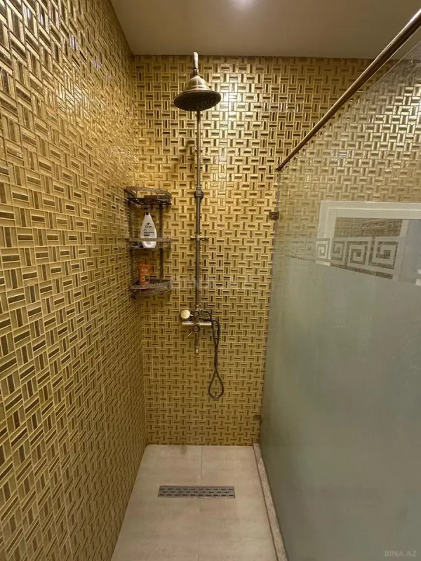 Kirayə verilir 3 otaqlı mənzil 106 m²