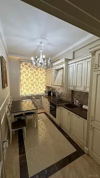 Kirayə verilir 3 otaqlı mənzil 106 m²