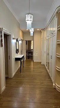 Kirayə verilir 3 otaqlı mənzil 106 m²