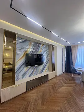 Satılır 3 otaqlı mənzil 108 m²